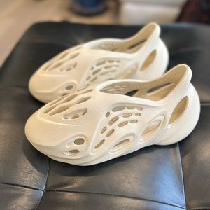 Adidas Yeezy Foam Runner (Sand) 2021- Sz 10